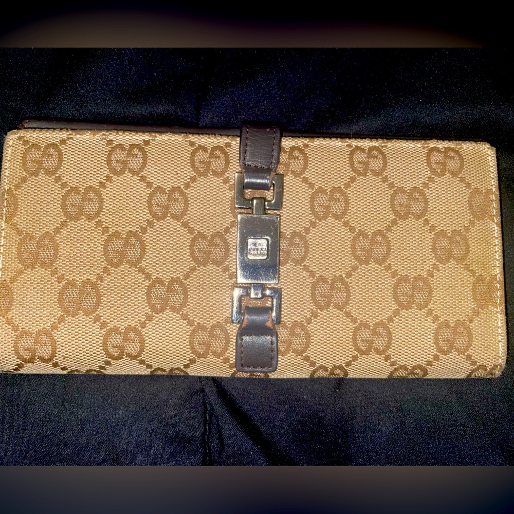 Authentic Gucci GG Monogram Logo Jackie Long Wallet
